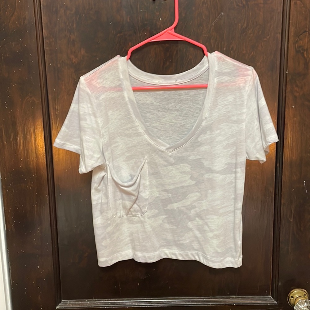 Z supply white camo t shirt